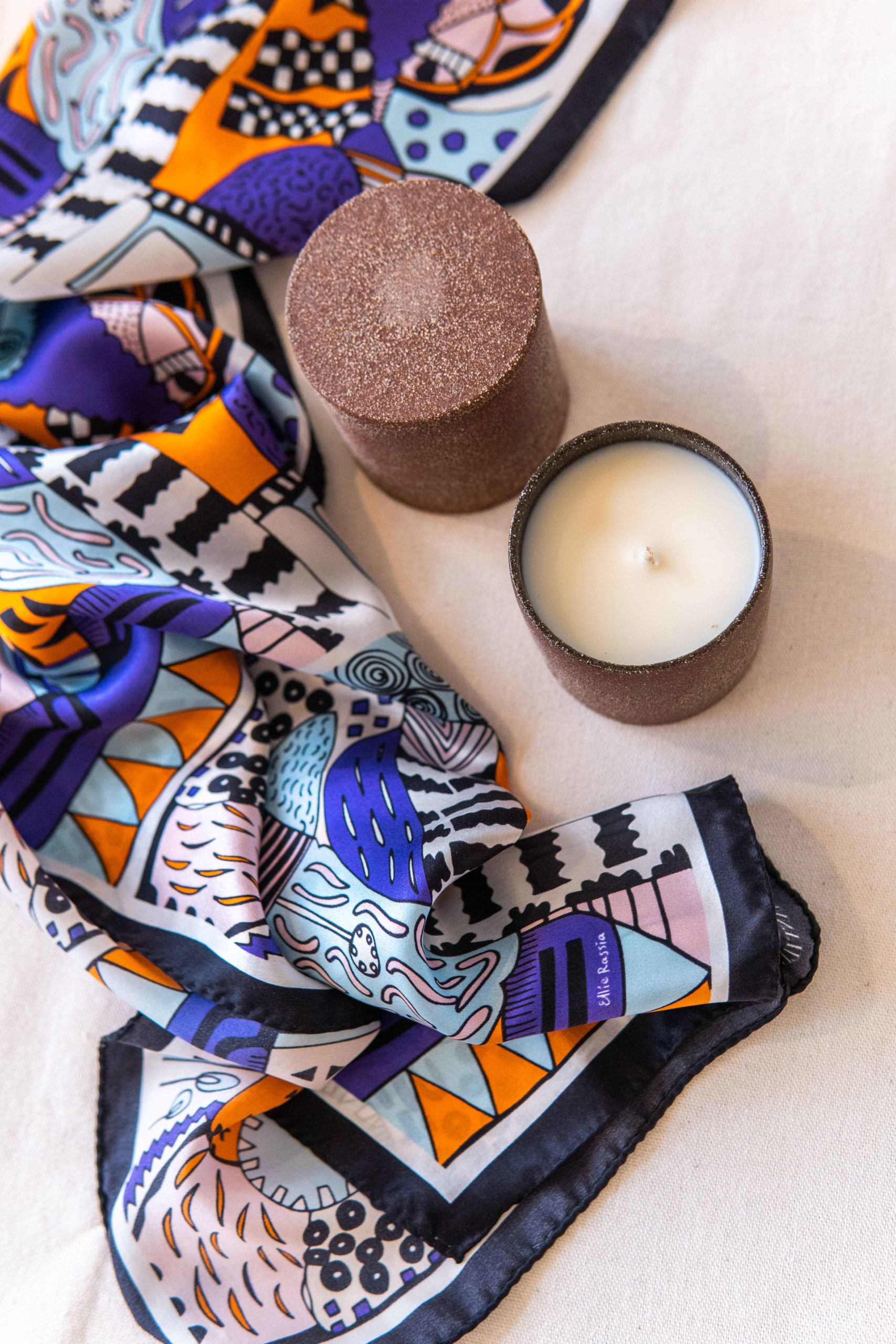 Candle in Ceramic Cup Frosted Christmas - Image 3