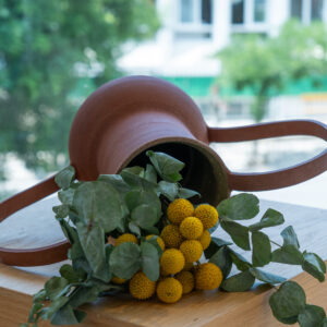 RED VASE WITH HANDLES LAVATOY